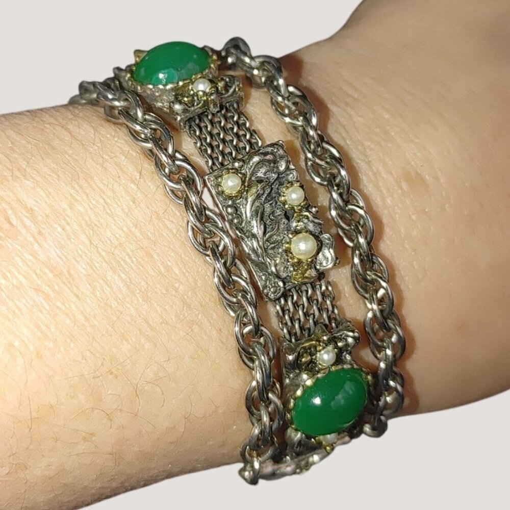 Bracelet Green Stone Cabochons Vintage Art Deco Silver Tone Faux Pearl Accents